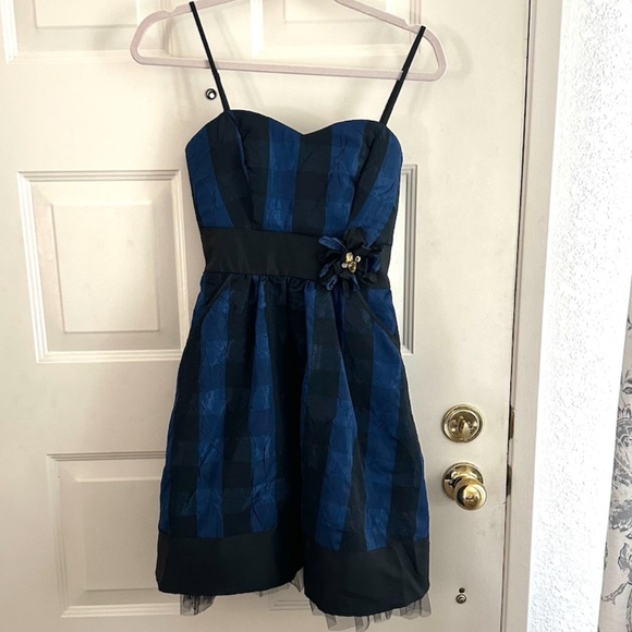 Blue Black Checkered Homecoming, formal Mini Dress with Deep Pockets and Bow - Picture 1 of 4